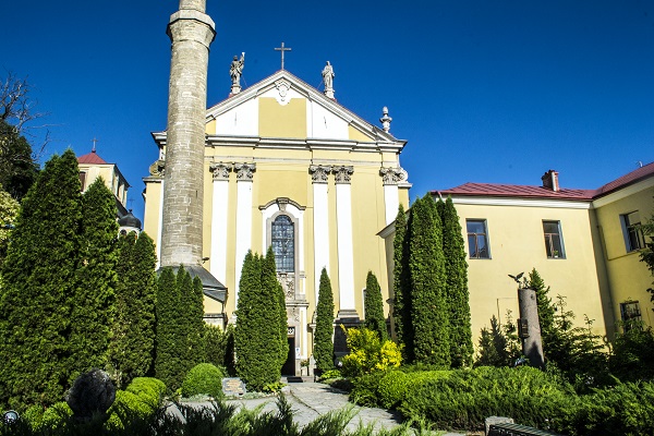 Петропавлівський кафедральний костел, Кам'янець-Подільський