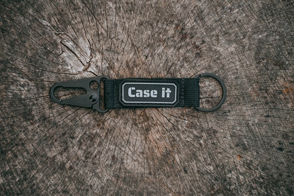 Брелок-карабін від Caseit: ідеальне поєднання стилю та функціональності